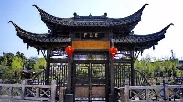 ̫���ܱ����ξ���