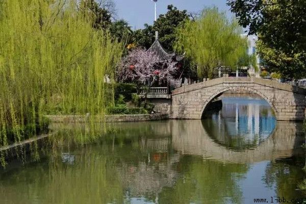 ̫���ܱ����ξ���